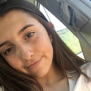 Meet your Posher, Jolie